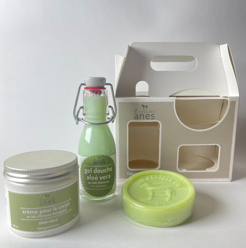 Aloe Vera Gift Box: Shower Gel - Round Soap - Body Cream